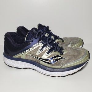 Saucony 9.5 Guide ISO Running Track Shoes lace up